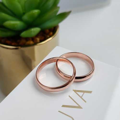 Para klasycznych półokrągłych obrączek z czerwonego złota, białe pudełeczko Luva