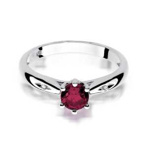Pierścionek zaręczynowy D121 z białego złota rubin 0.60 ct
